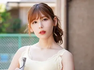 Má phát hiện con trai nghiện tình dục thuê hẳn 2 em ghệ về cho con