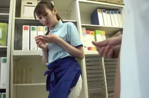 Bản gốc được viết trên màn hình phẳng, và kết quả là tôi đã nhút nhát và nghịch sàn nhà.